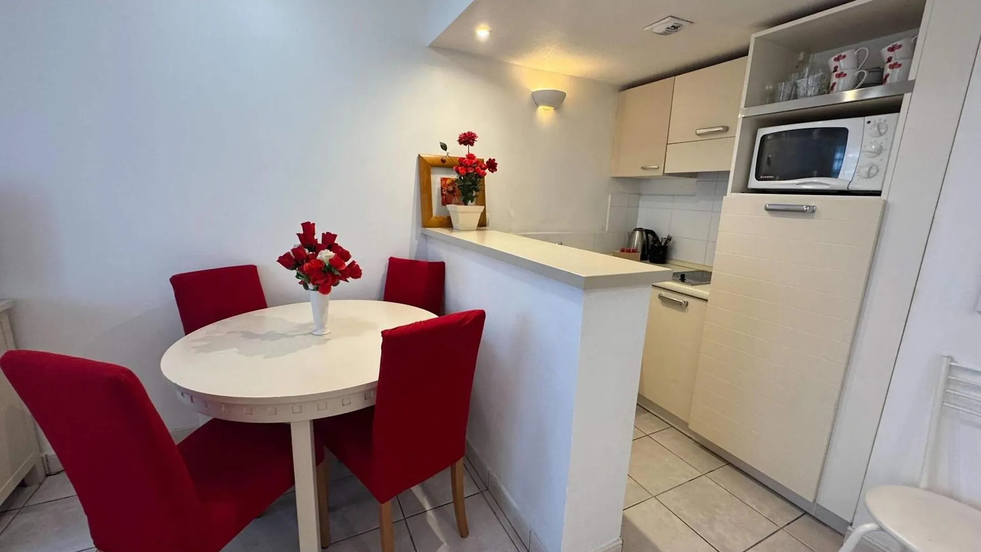 A079 Appartement Confortable Sur Carnot -1 Chambre Cannes